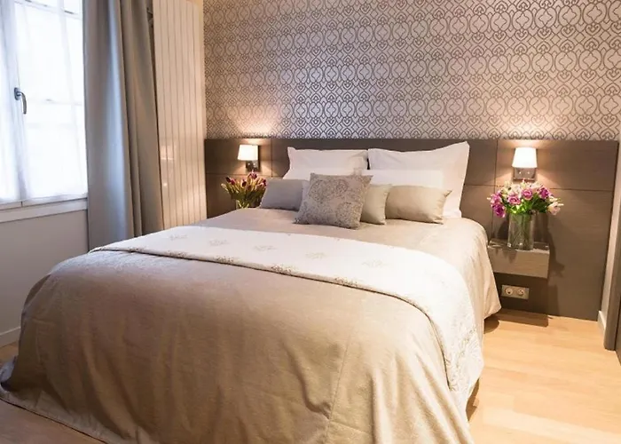Roi De Sicile - Rivoli -- Luxury Apartment Hotel